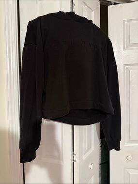 Pure Barre Black Embossed Cropped Pullover